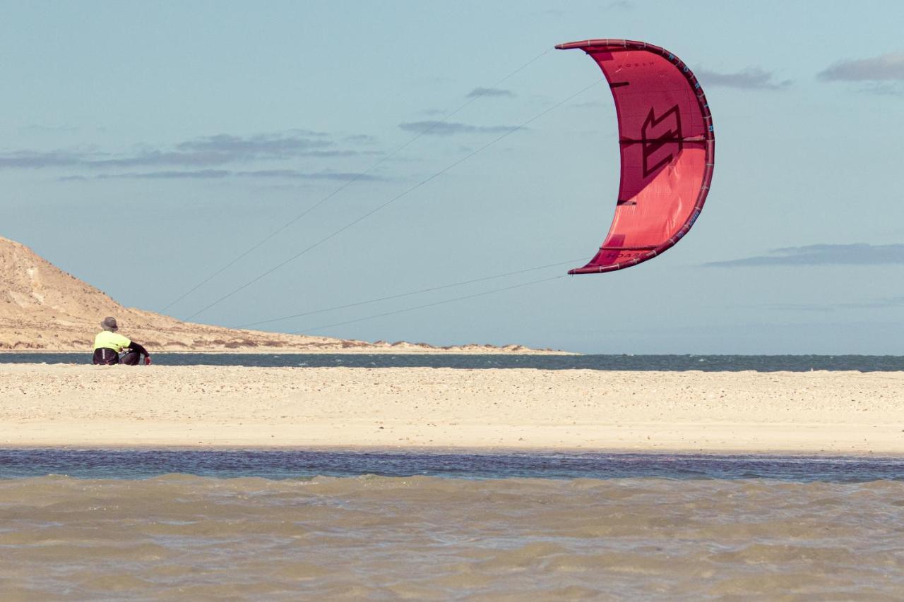 Oasis212 Dakhla Hotel Buitenkant foto